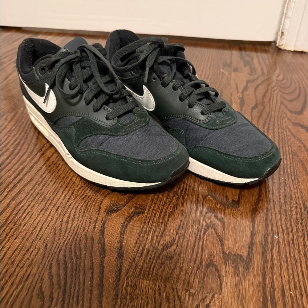 Nike Men's Air Max 1 Green and Gray Sneakers